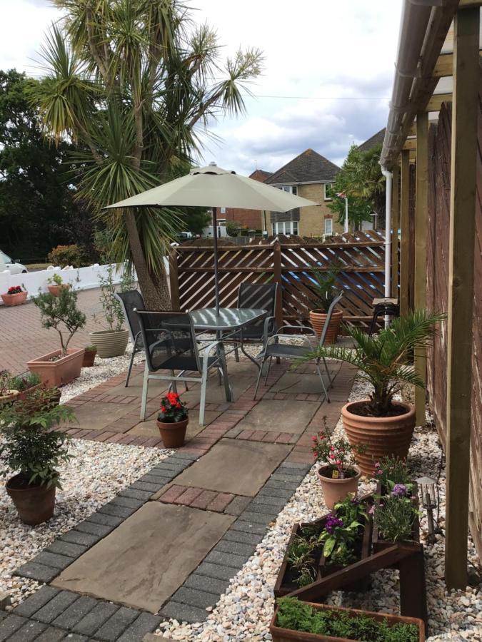 Coast 77 B&B Poole Luaran gambar