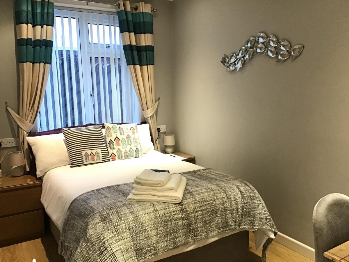 Coast 77 B&B Poole Luaran gambar