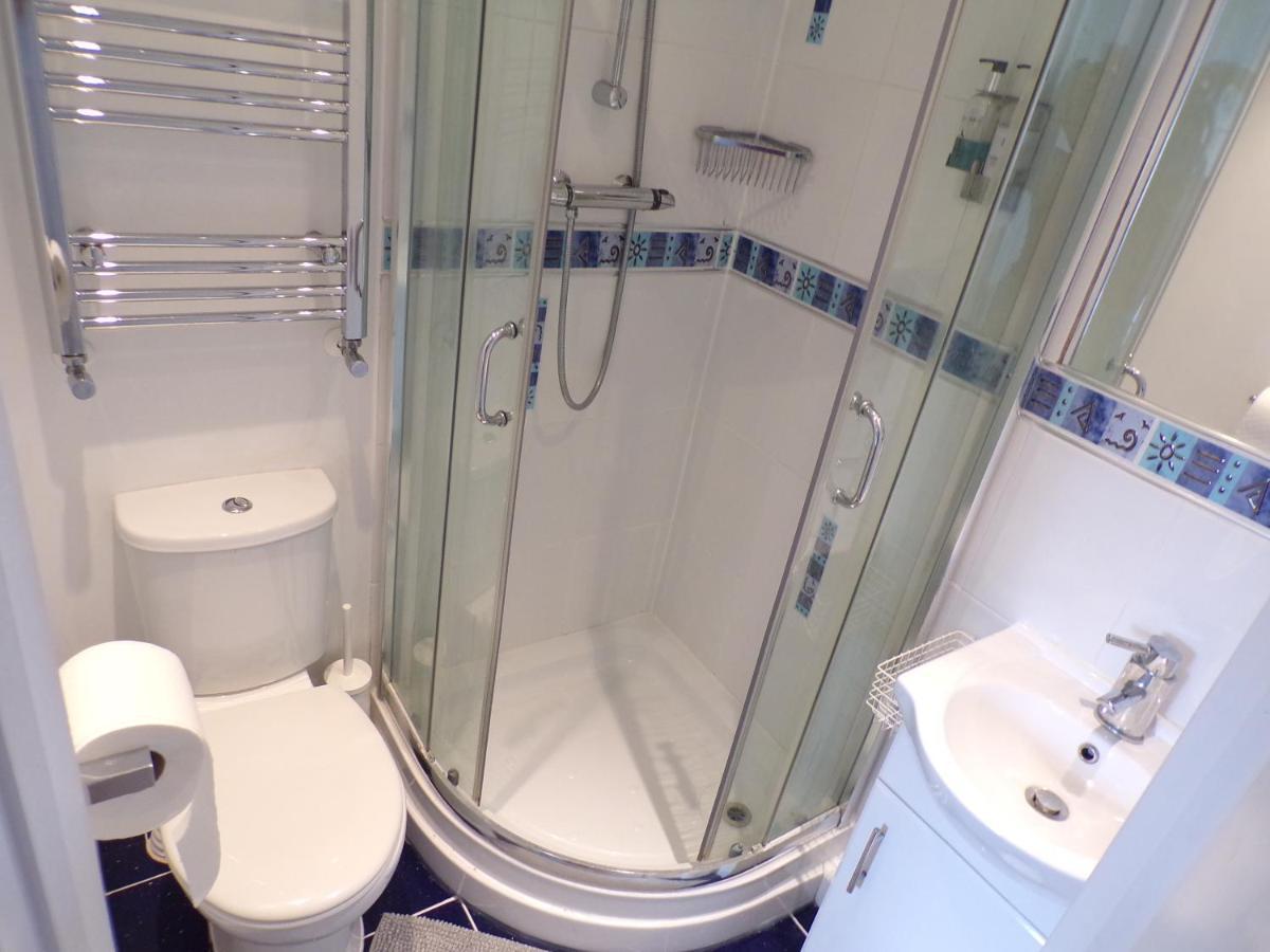 Coast 77 B&B Poole Luaran gambar