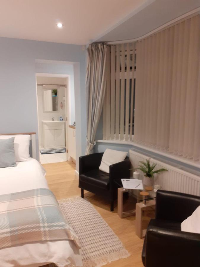 Coast 77 B&B Poole Luaran gambar